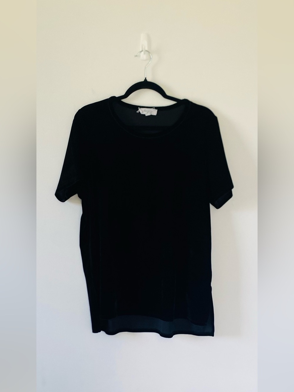 Two by Vince Camuto Black Velvet Short Sleeve Top, Whimsigoth, 90s Minimalist